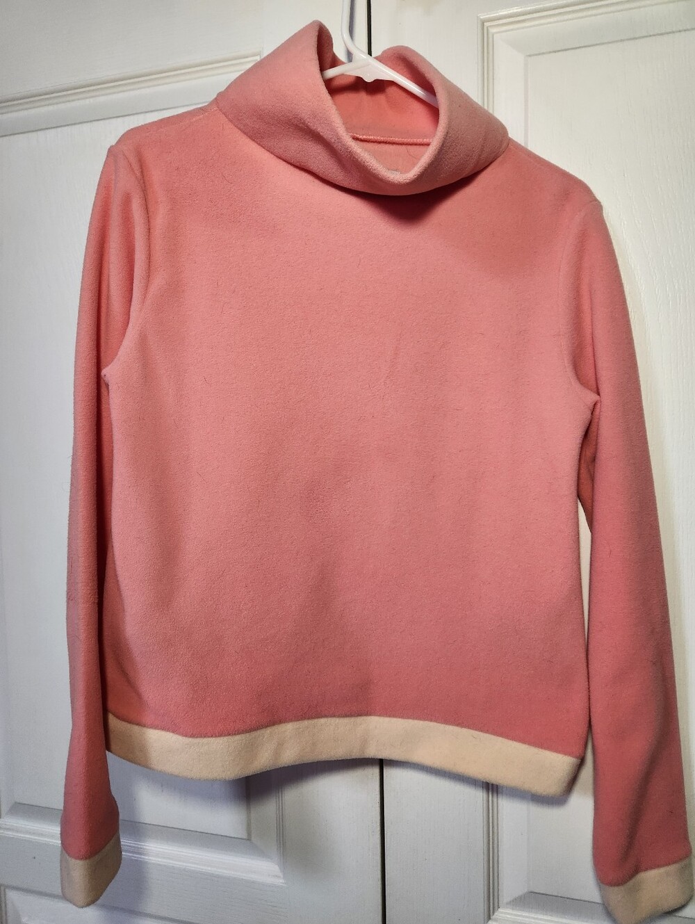 Dudley Stephens Park Slope Pink Turtleneck Sweater with Contrast Trim